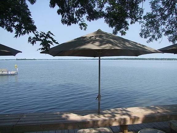 5th image of 502 Lakeshore Dr