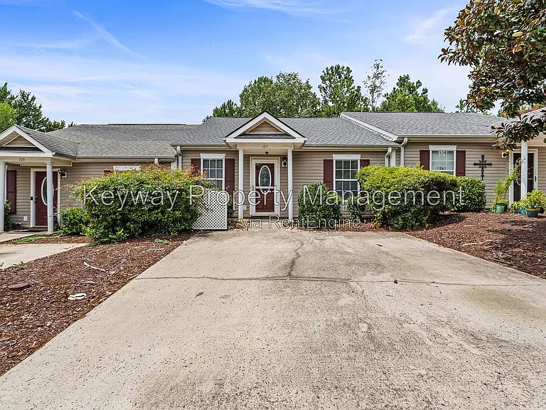 107 Stonington Ln SW — Photo 1