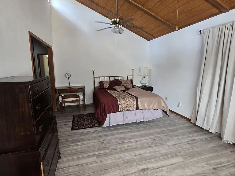 208 Chaves Rd — Photo 11