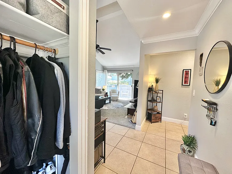 338 Blanchard Ln — Photo 4