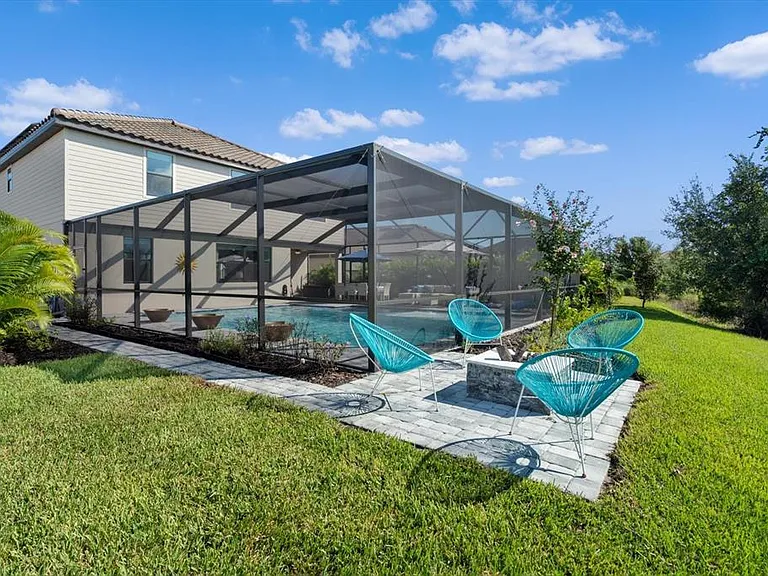6523 Clairborne Ln — Photo 69