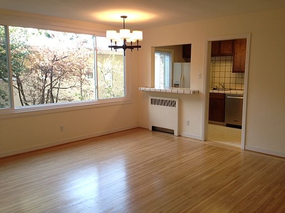 3rd image of 177 N El Camino Real APT 31