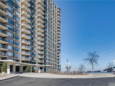 16625 Powells Cove Blvd APT 2M, Beechhurst, NY, 11357