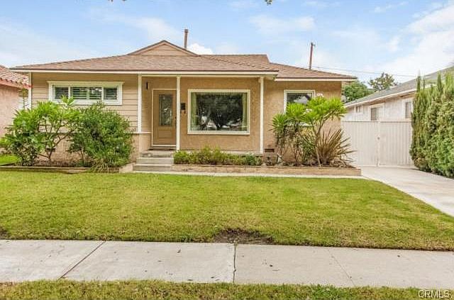 1st image of 5338 Bellflower Blvd