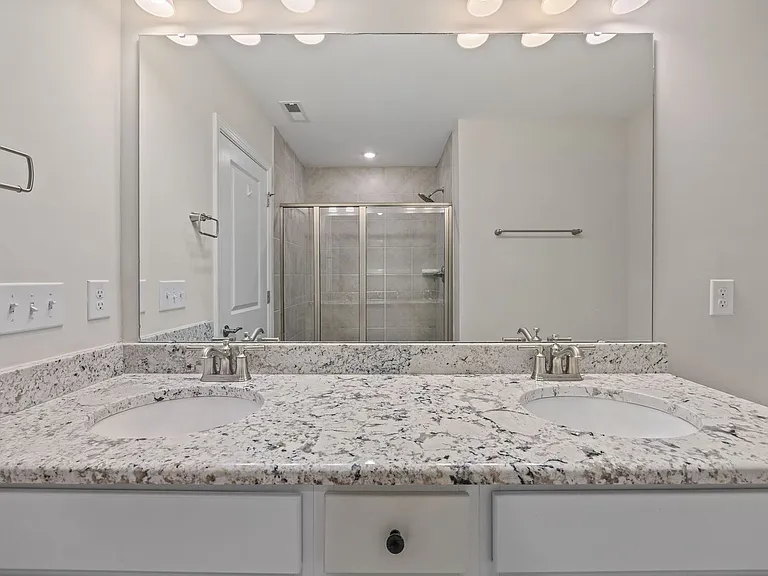 1631 Glacier Dr — Photo 19