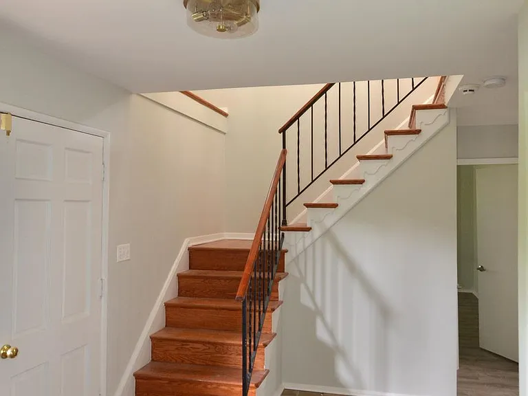 14011 Eagle Ct — Photo 4