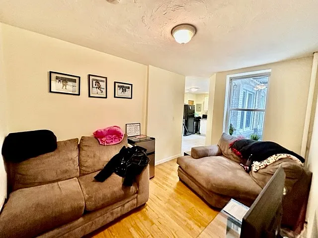 214 Hanover St #2 — Photo 8