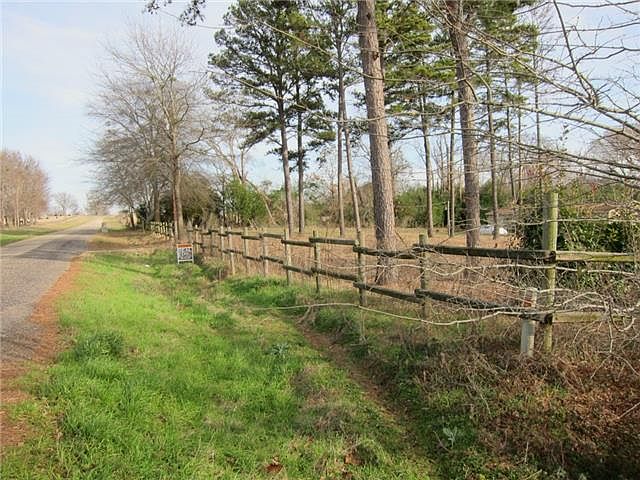 2nd image of 10517 County Road 4103