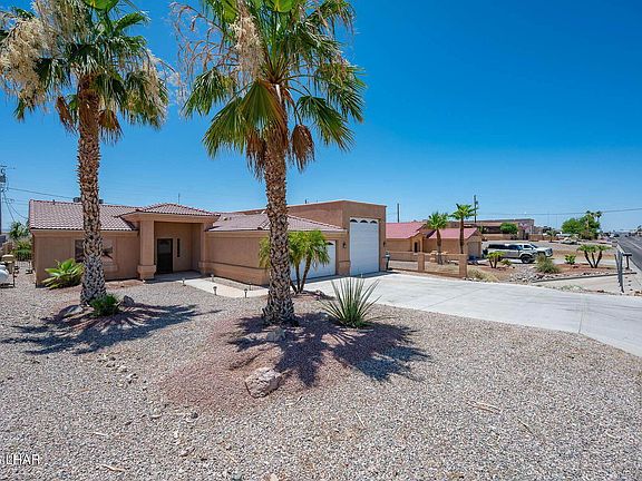 3rd image of 1091 McCulloch Blvd S