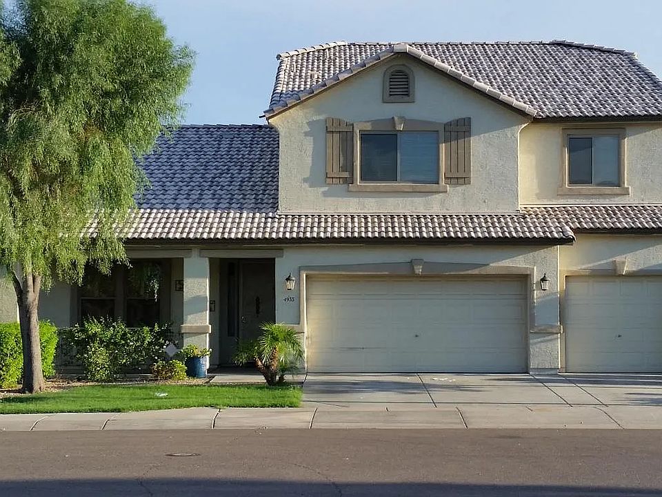 1st image of 4933 W Desert Ln