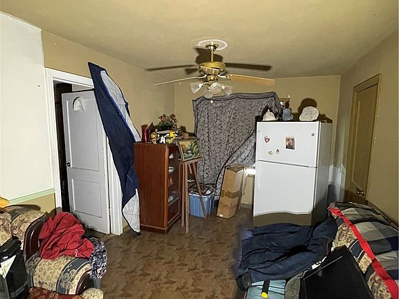 4th image of 249 N 10th St