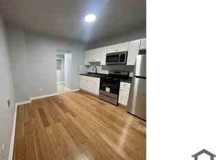 4935 Portico St, Philadelphia, PA 19144