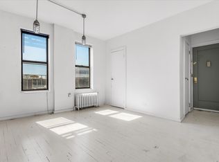 3975 56th St APT 5J, Flushing, NY 11377