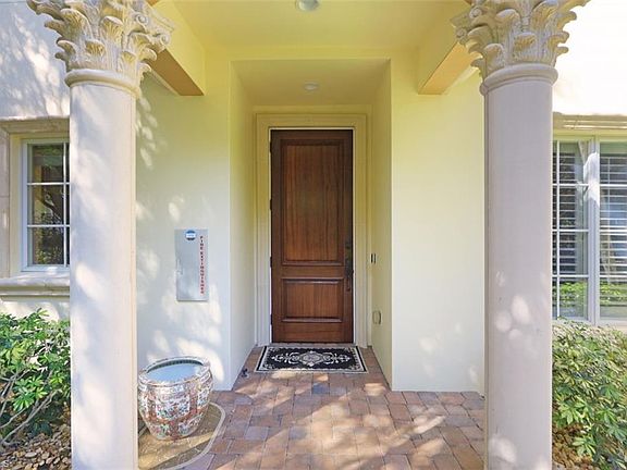 5th image of 2325 Residence Cir Unit 101