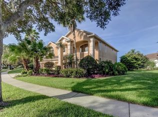 3322 Cypress Landing Dr, Valrico, FL 33596