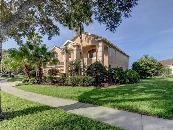 3322 Cypress Landing Dr, Valrico, FL 33596