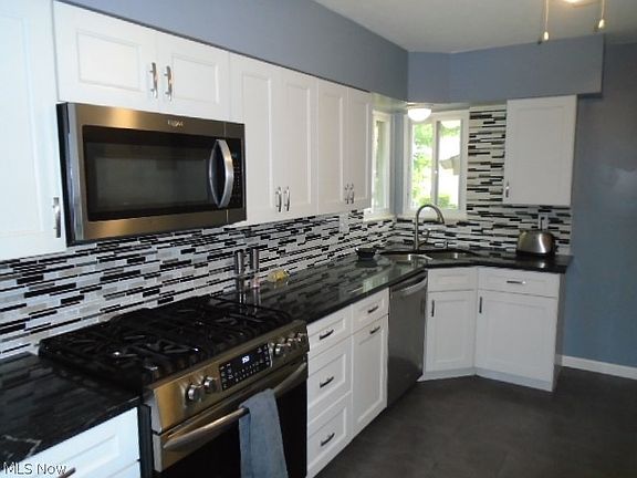 5th image of 9394 Ledge Acres Dr