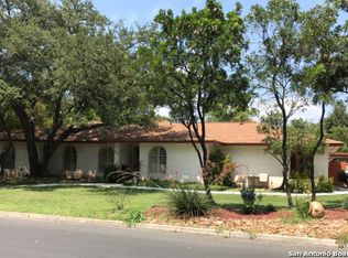 437 Crestwind Dr, Windcrest, TX 78239