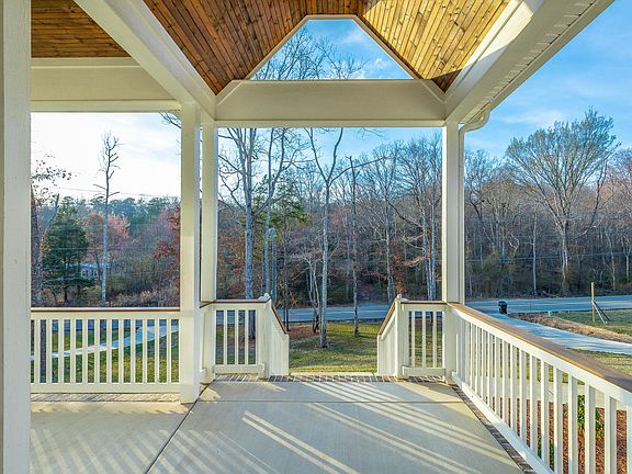 5th image of 11544 Armstrong Rd