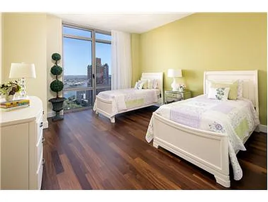 Sold by Douglas Elliman | media 15