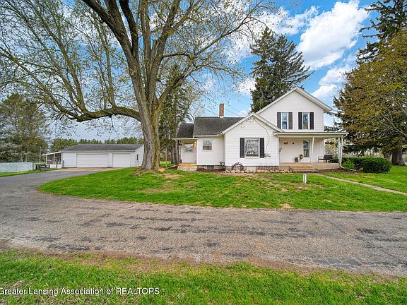 2nd image of 8379 Hall Rd