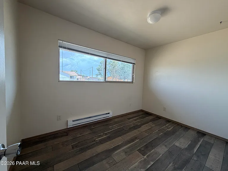 3200 N Victor Rd #3 — Photo 5