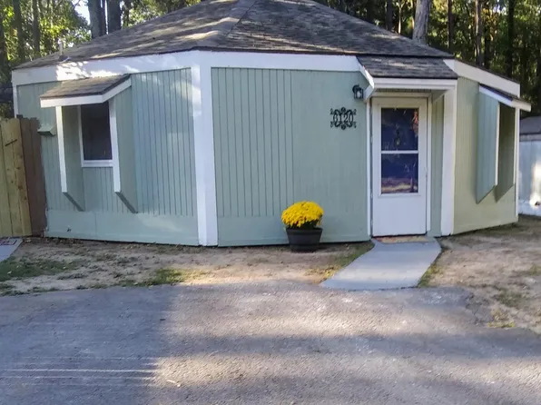 6120 Calhoun St, White Hall, AR 71602