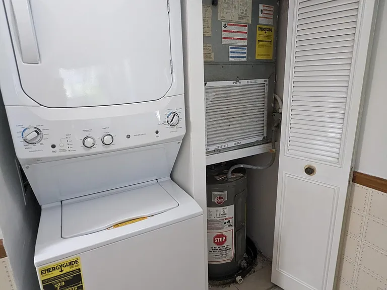 711 Sunny Pine Way #B1 — Photo 8