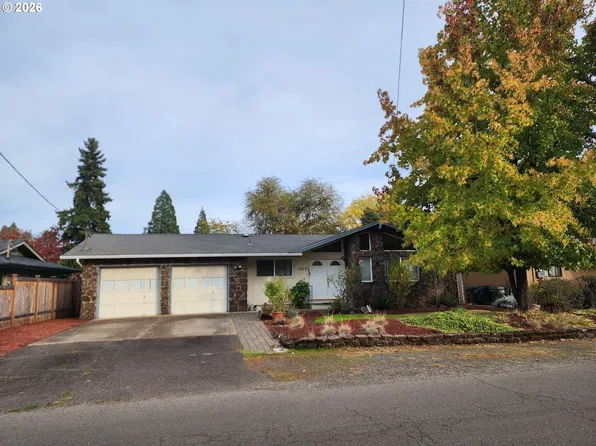 1315 Debrick Rd, Eugene, OR 97401