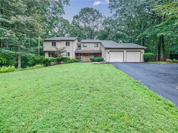 1665 Chevron Way, Sandy Springs, GA 30350