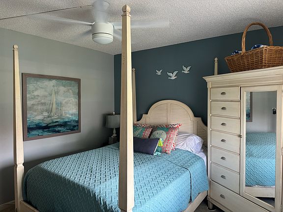 2nd image of 14701 Cumberland Dr APT 202A