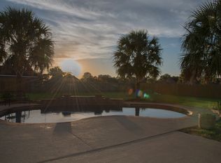 1095 Bear Creek Cir, Breaux Bridge, LA 70517