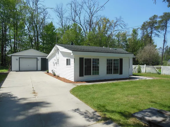 4475 Filter Rd, Harrison, MI 48625
