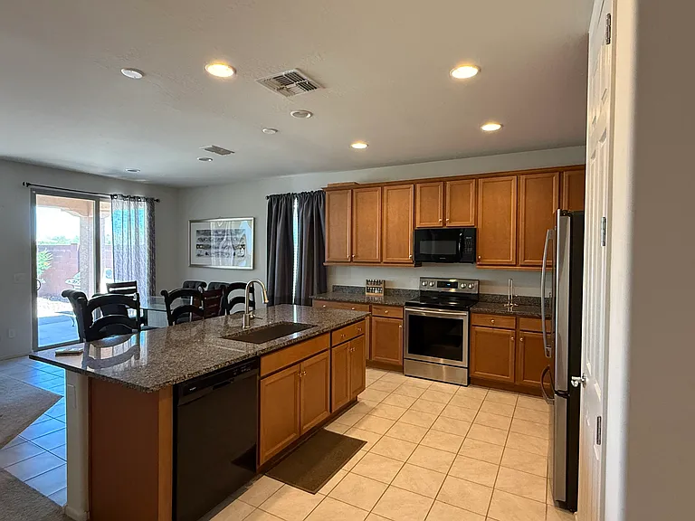 25785 N 162nd Dr — Photo 10
