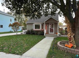 420 5th St, Scotland, SD 57059