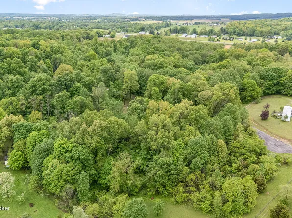 779 Timberline Dr, Vine Grove, KY 40175