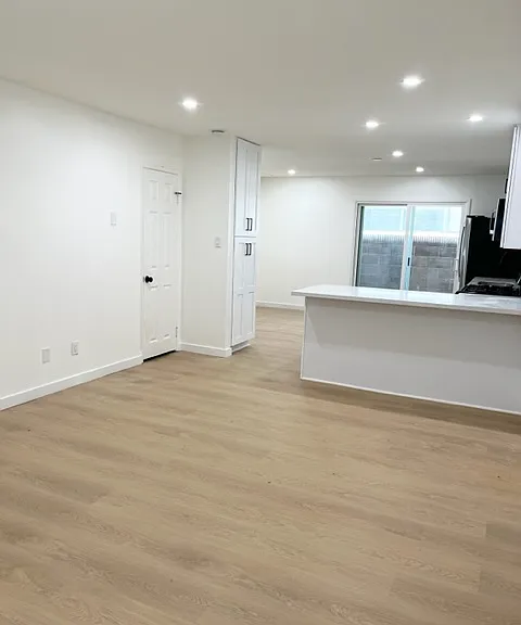 2627 E Broadway #4 — Photo 15