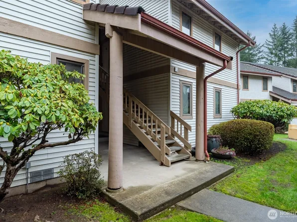 17306 119th Lane SE #M11, Renton, WA 98058