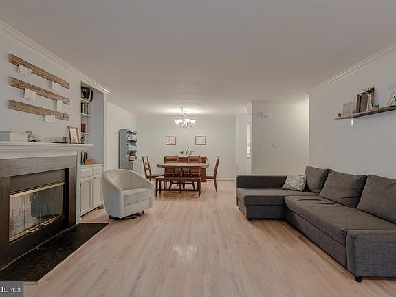 2nd image of 6101 Essex House Sq