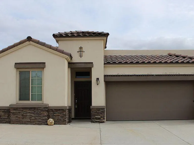 13136 Celtic Dr — Photo 1
