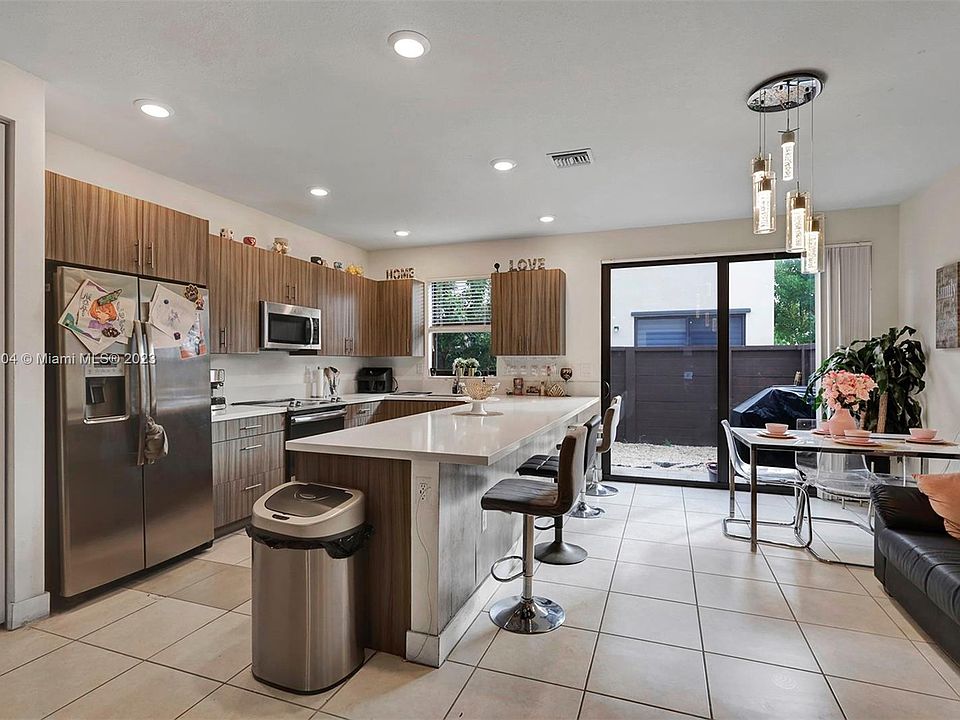 1st image of 15809 NW 91st Ct