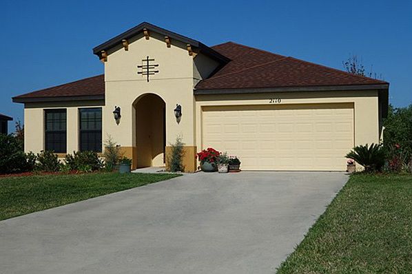 1st image of 2110 Lacosta Pl