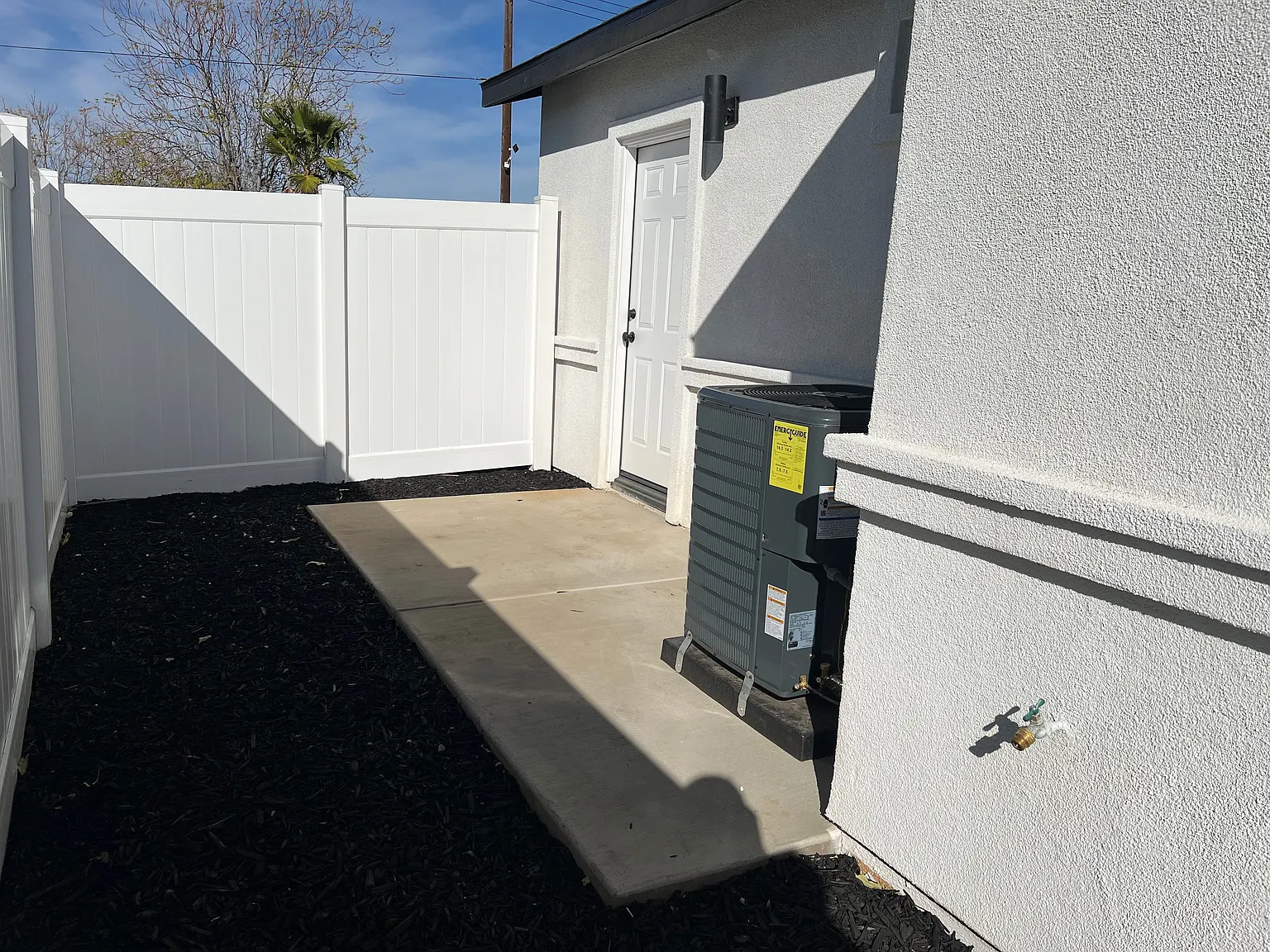 1 bed, 1.0 bath, 752 sqft, $1,950 — Photo 4