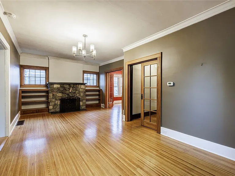 100 Highland Ave #1 — Photo 8