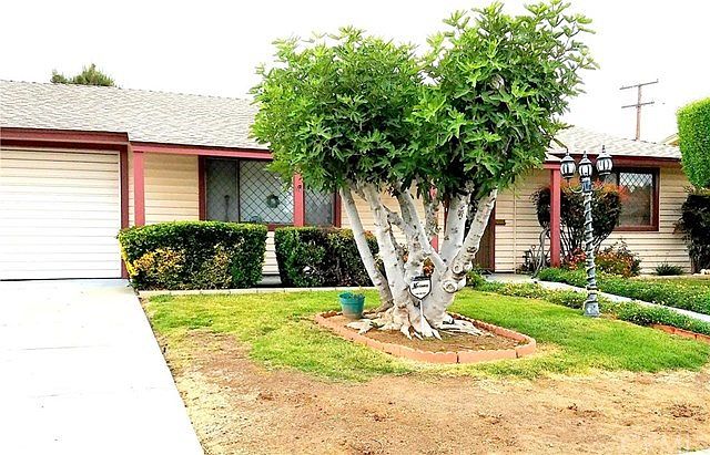 2nd image of 26644 Saint Andrews Dr