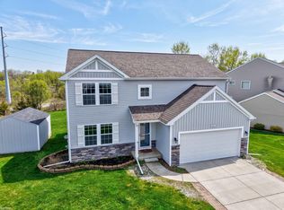 3005 Oxford Ln, Flushing, MI 48433