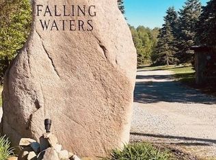 5004 River Rd, Perry, OH 44081