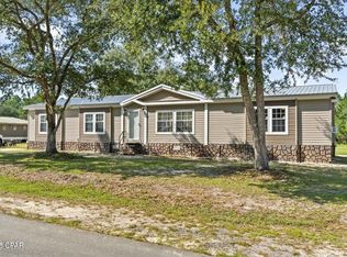 7136 Providence Church Rd, Grand Ridge, FL 32442