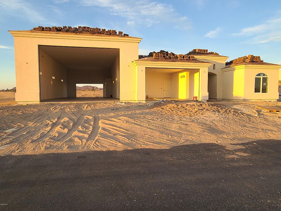 1st image of 1707 E Sandra Dr