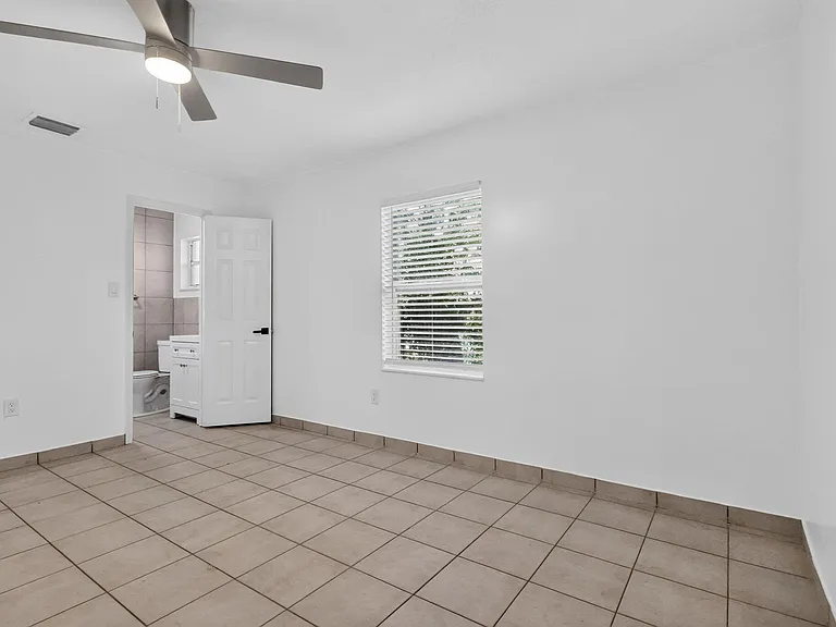 201 E Palm St #203 — Photo 13